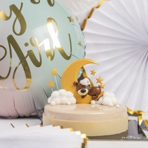 Tort na Baby Shower – Beż