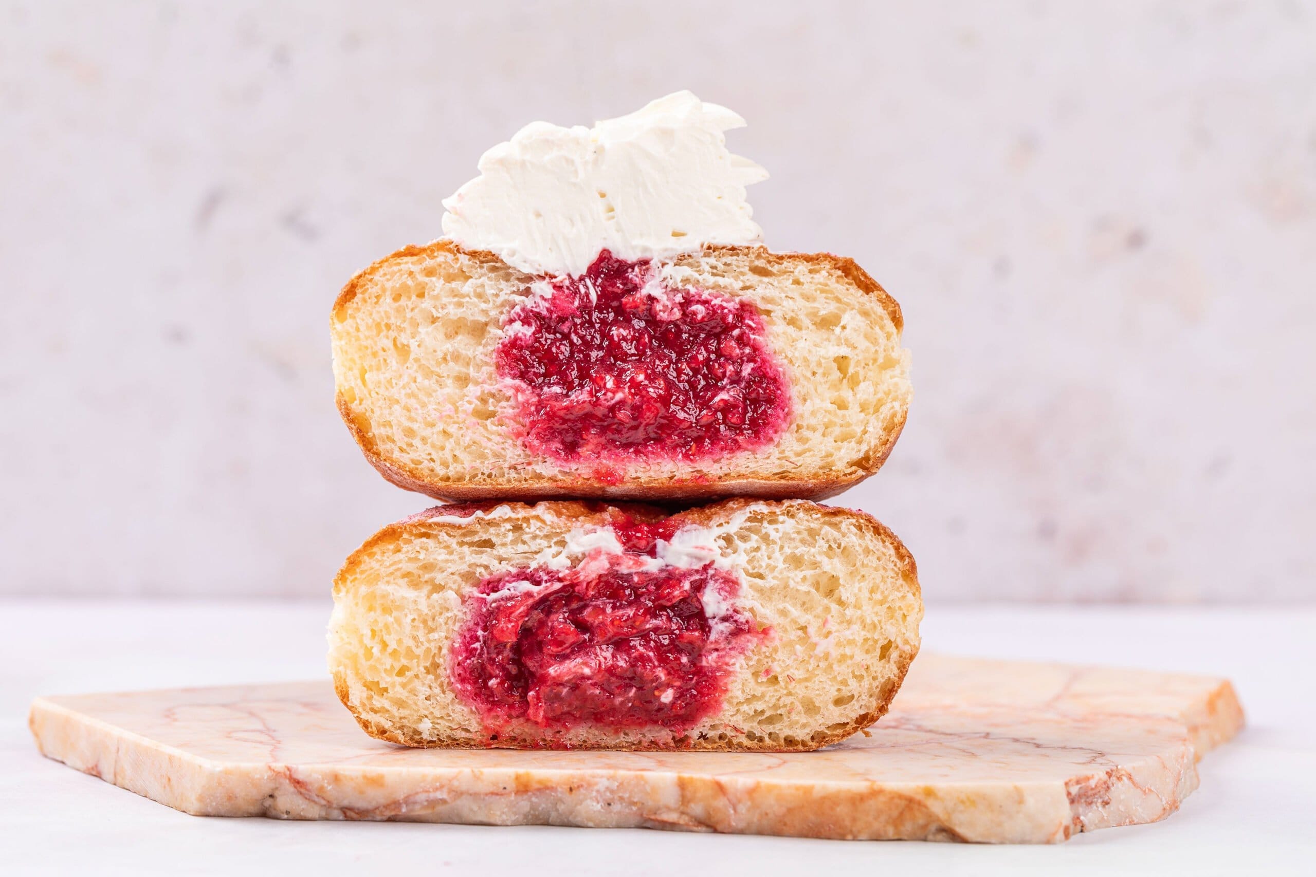 Himbeer-Donut