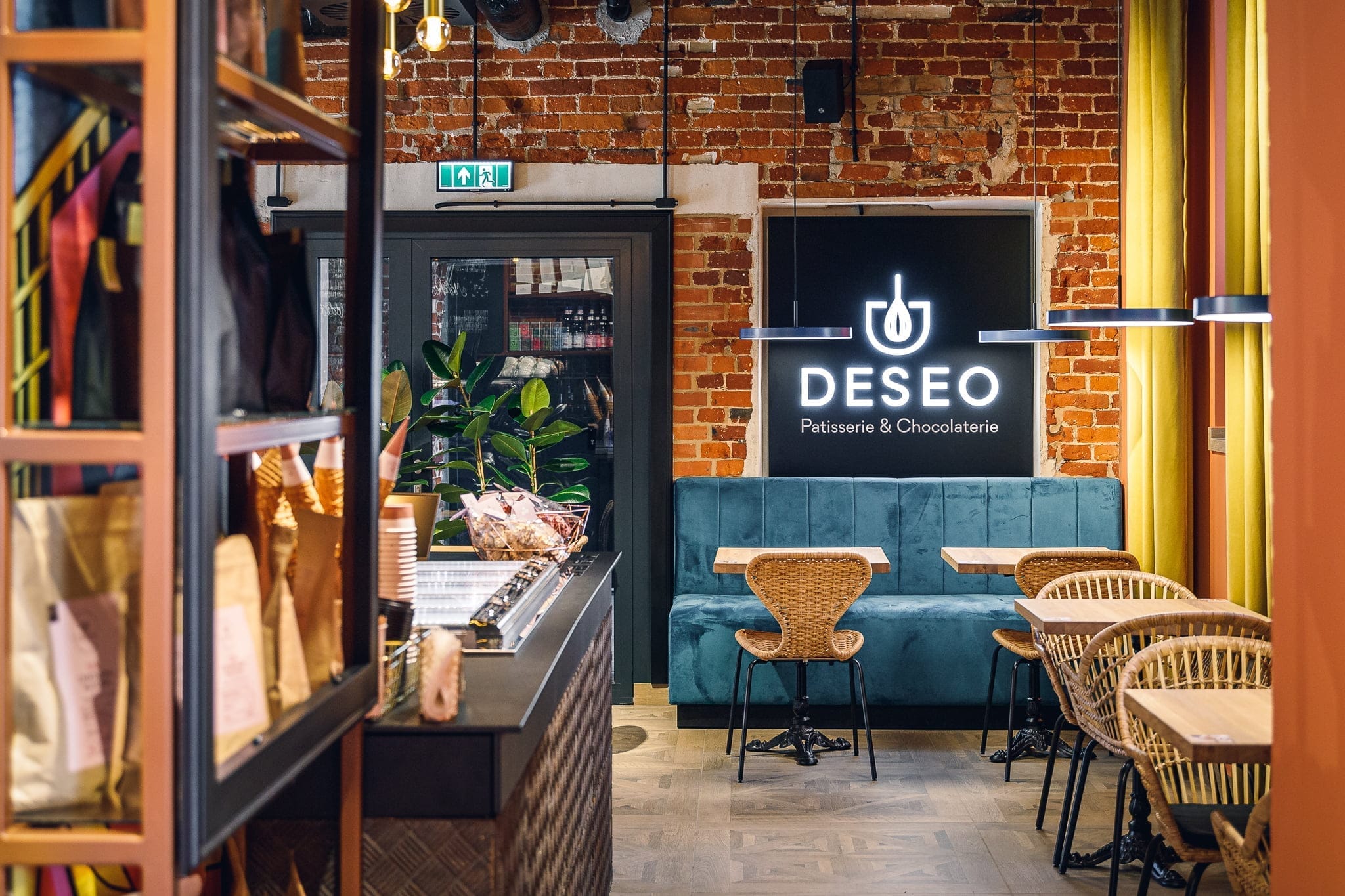 DESEO Patisserie & Chocolaterie - Fuzja. ul. ks. bp. Tymienieckiego 11E, 90-337 Łódź