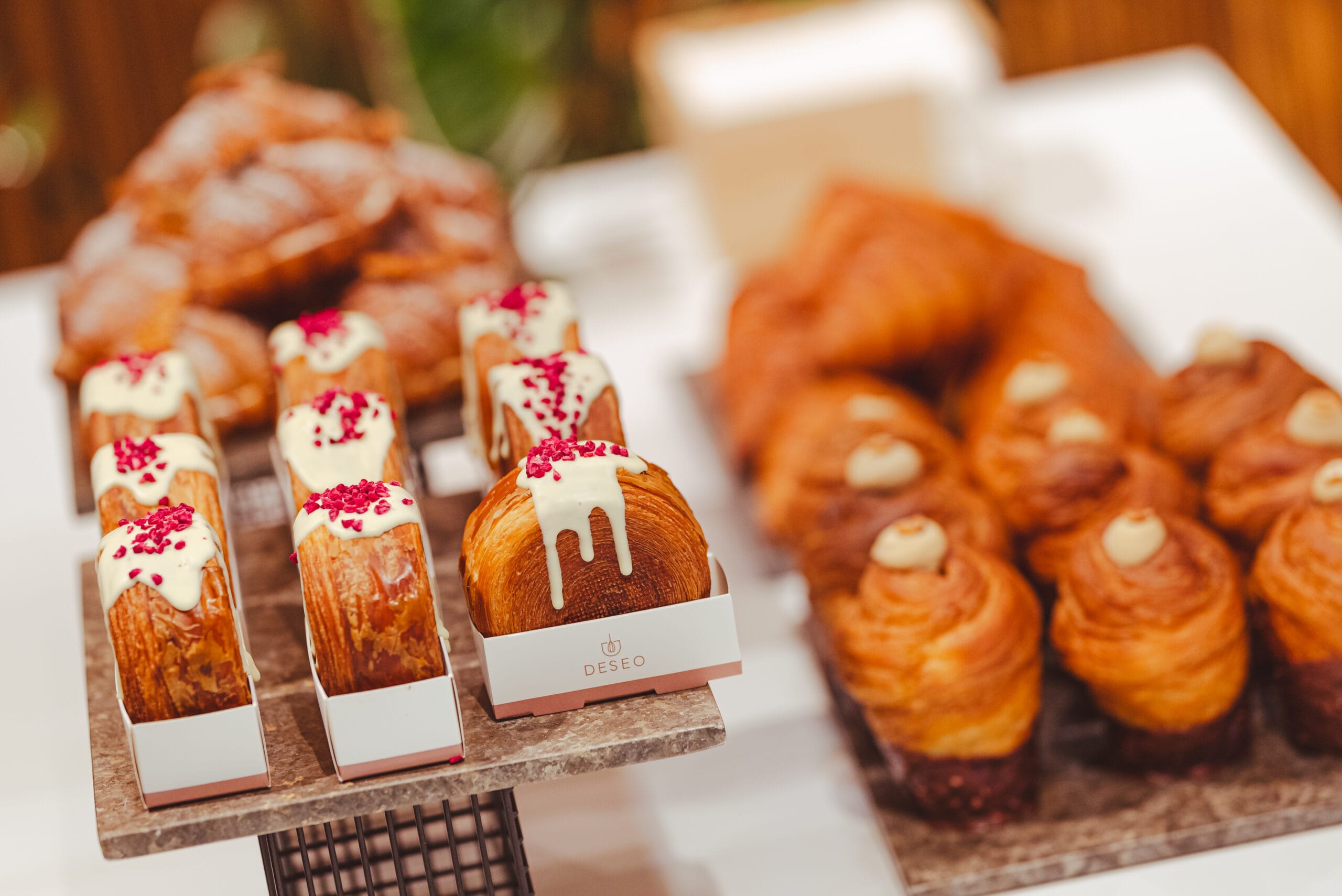 Kaffeepausen und Geschäftstreffen