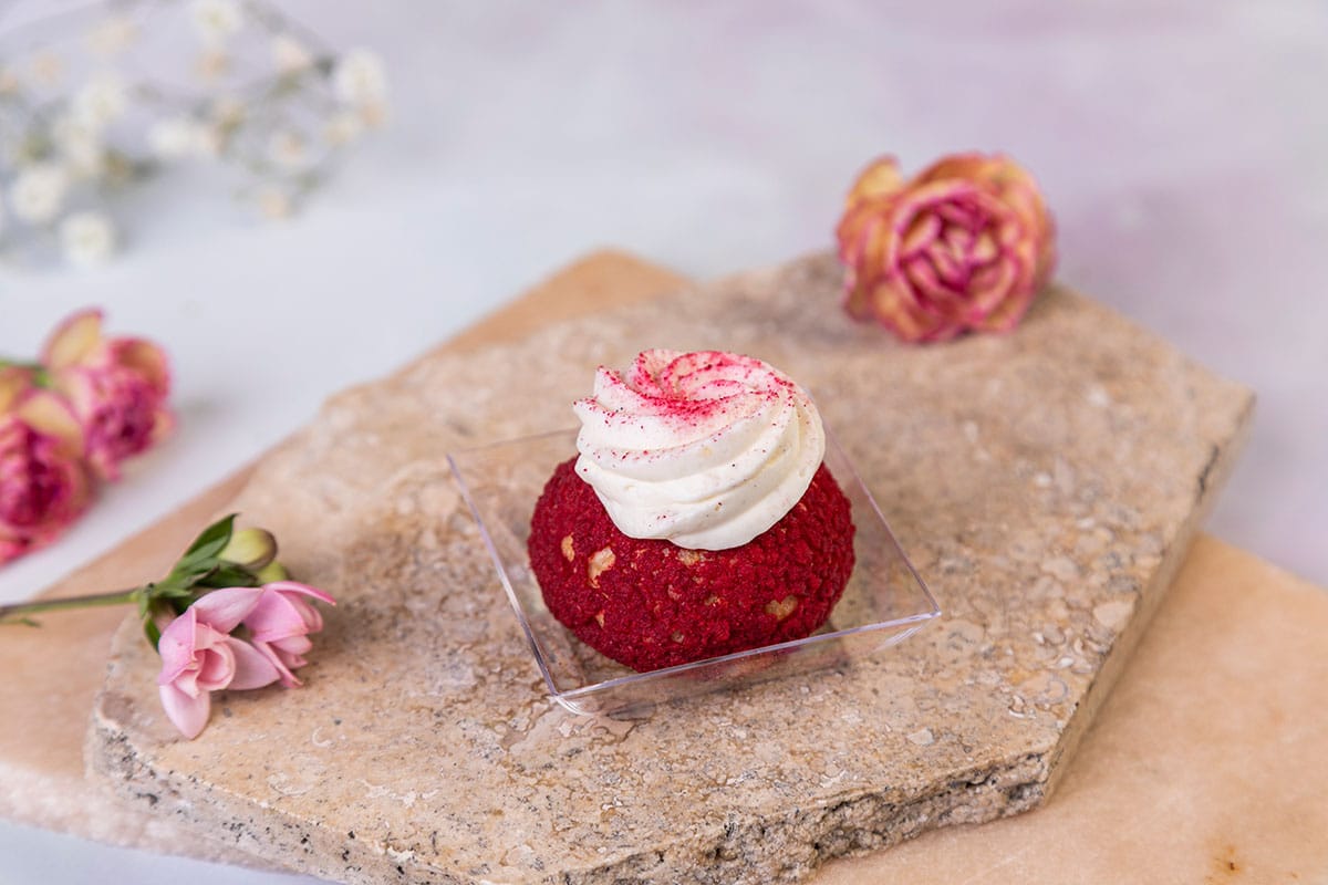 Finger Food – classic sweet event catering in a super premium edition.